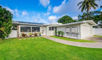 545 Ka Awakea Pl, Kailua, HI 96734