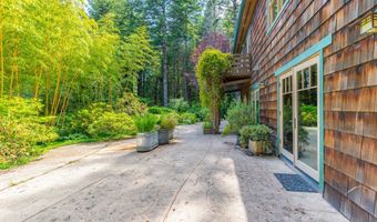 56190 BULLARDS FERRY Rd, Bandon, OR 97411