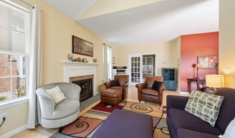 75 Orleton Ct, Cheshire, CT 06410