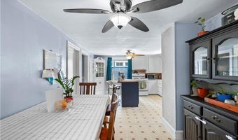 127 Gladstone St, Cranston, RI 02920