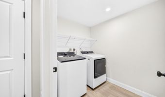 6 Mchugh Ave, Billerica, MA 01821