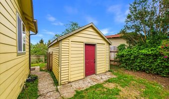 1390 Grant Ave, Arcata, CA 95521