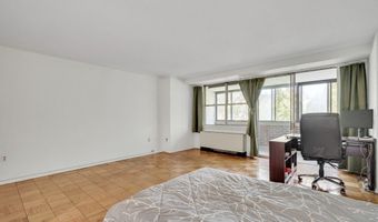 9 Hawthorne Pl 5K, Boston, MA 02114