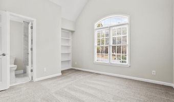 3425 Kingsland Cir, Berkeley Lake, GA 30096