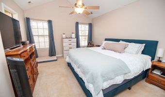 864 Thornbird Cir, Boiling Springs, SC 29316