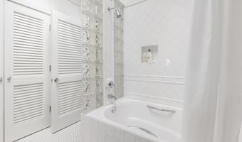 51 Kapohue Rd, Hana, HI 96713