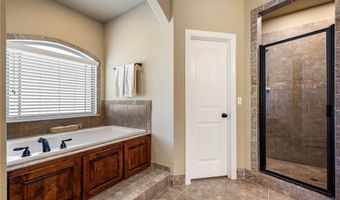 703 Eaton St, Bentonville, AR 72712