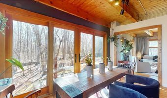 118 Carrs Trl, Coventry, RI 02827