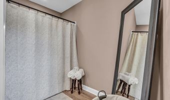 220 Edward Ave, Bayville, NJ 08721