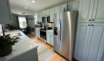 37 Mill Stream Ln, Arundel, ME 04046