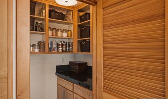 22000 SE Upper Matthews Creek Ln, Amity, OR 97101