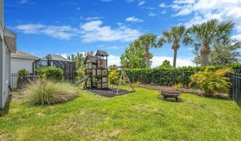 6135 VOYAGERS Pl, Apollo Beach, FL 33572