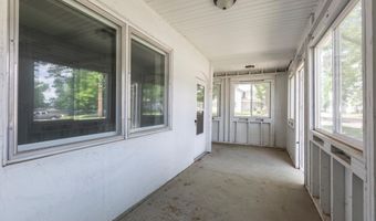 355 N 8th St, Arlington, NE 68002