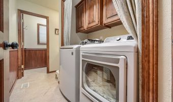 13865 SW SECRETARIET Ln, Beaverton, OR 97008