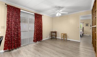 8975 Lawrence Welk 2, Escondido, CA 92026