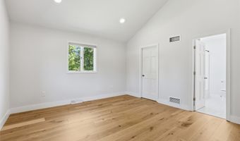 2420 Thomas Dr, Allison Park, PA 15101