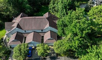 2096 Hidden Hollow Ln, Akron, OH 44313
