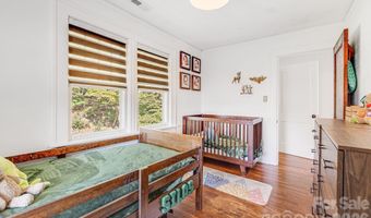 18 Robinwood Ave, Asheville, NC 28806