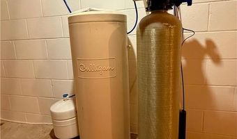 146 Washington Ave, Alden, MN 56009