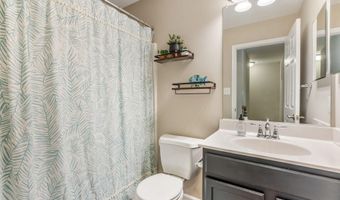 519 LOTHIAN Way 180, Abingdon, MD 21009