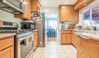 5924 S Fairfax Ave, Los Angeles, CA 90056