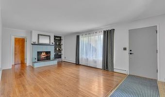 1558 1560 W Jones Dr SW, Ann Arbor, MI 48105