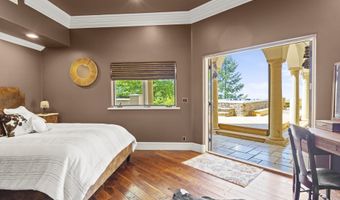 3721 SISKIYOU Hwy, Ashland, OR 97520