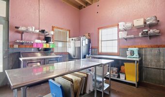 1801 Commercial Ave, Anson, TX 79501