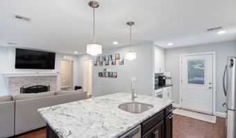 609 Main St, Bayville, NJ 08721