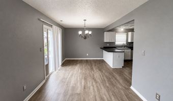 8123 Maple Stream Blvd, Indianapolis, IN 46217