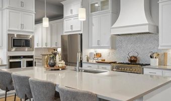 9035 S Shawnee Ct, Aurora, CO 80016