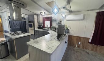 82 Sunset Cir, Campton, NH 03223