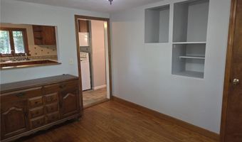 31 Lakeside Dr, Hopkinton, RI 02832