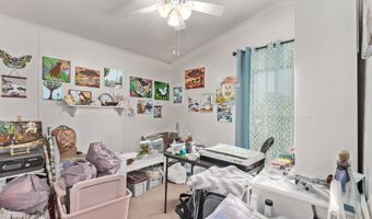 450 W SUNWEST Dr 156, Casa Grande, AZ 85122