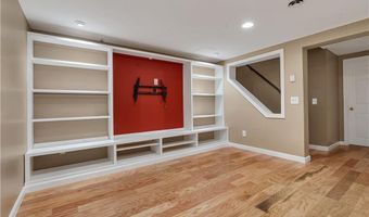 80 Fisher Rd 77, Cumberland, RI 02864