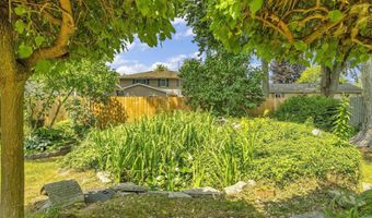 1805 ST Clair River Dr, Algonac, MI 48001