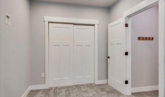 5612 OPAL Dr, Cheyenne, WY 82009