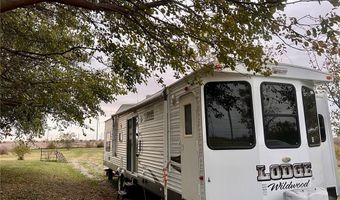 8785 NW Glenwood Rd, Amity, MO 64422