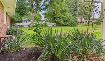 2208 E Cross St, Anderson, IN 46012