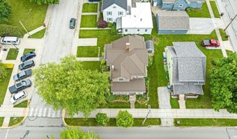 804 S Jackson St, Auburn, IN 46706
