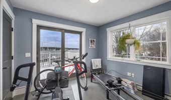 51 Bridge St, Belfast, ME 04915