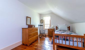 13 Courthouse Rd, Amherst, NH 03031