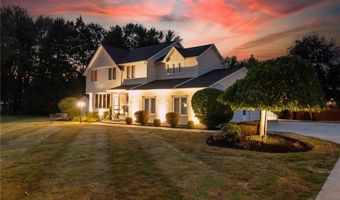 230 Schimwood Ct, Amherst, NY 14068