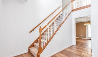 118 Paupers Ridge Ln, Banner Elk, NC 28604