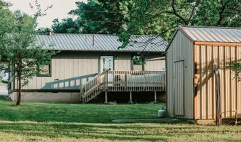 502 Bunch Ave, Ava, MO 65608