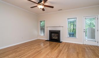 1010 Mica Lamp Ct, Apex, NC 27502