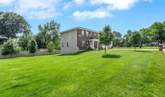 306 Essen Ln, Ballwin, MO 63021