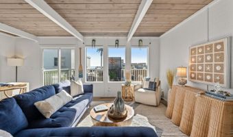 118 Marina Ave, Aptos, CA 95003