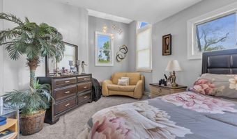 14 Dolan Ave, Aberdeen, NJ 07747