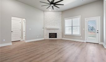 7006 SW Orange Ave, Bentonville, AR 72713